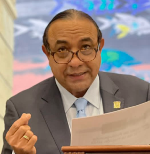 José Eliecer Salazar. Representante.